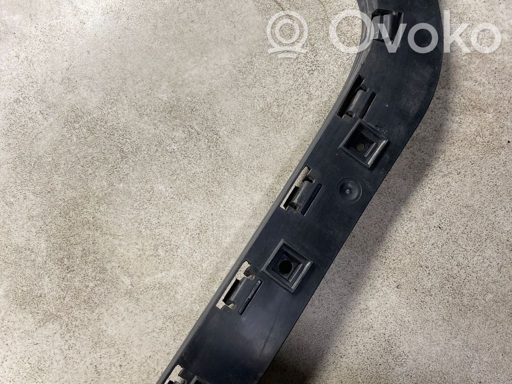 Volvo V50 Soporte de montaje del parachoques trasero 