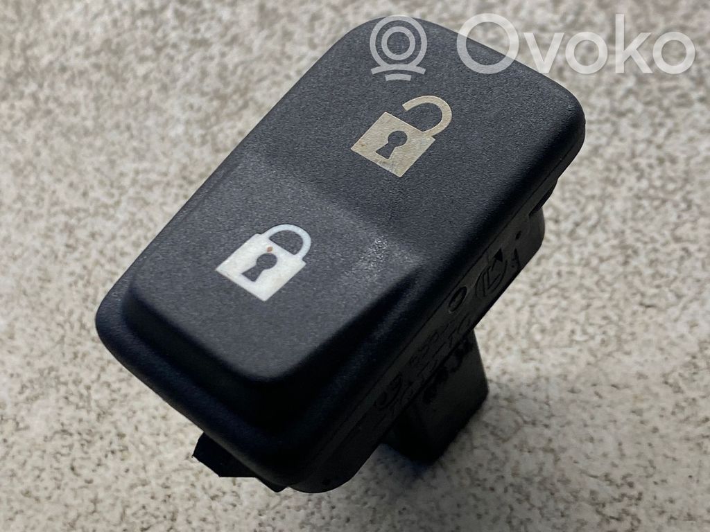 Volvo V50 Central locking switch button 