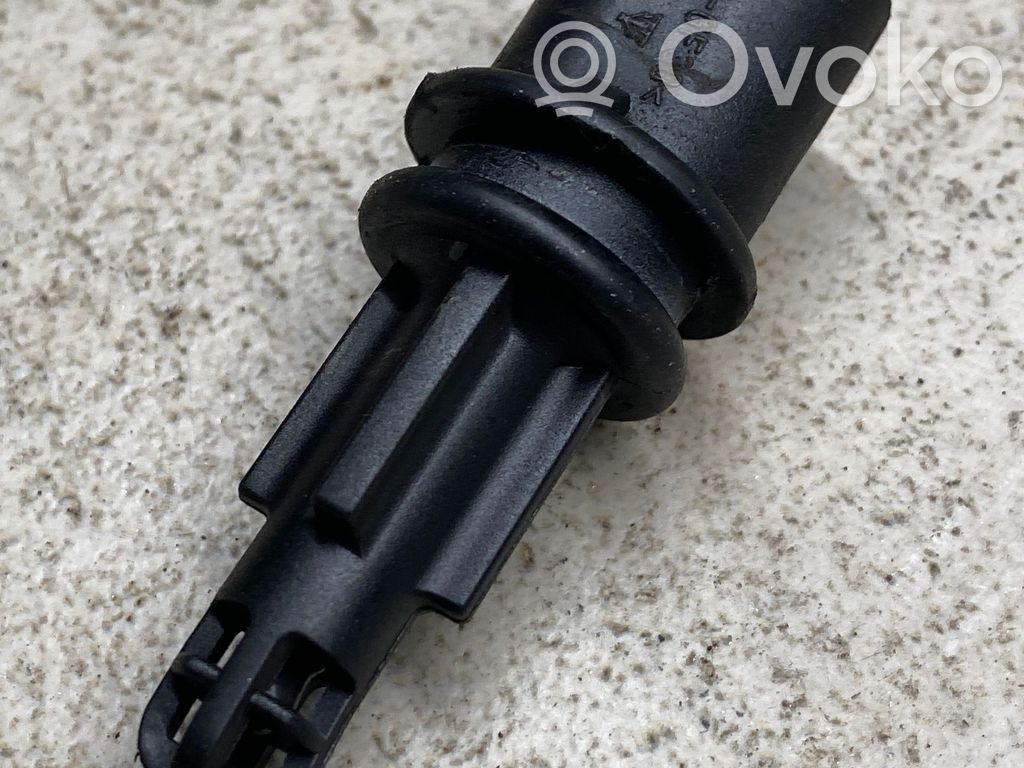 Opel Meriva A Sensor de temperatura de la toma de aire 