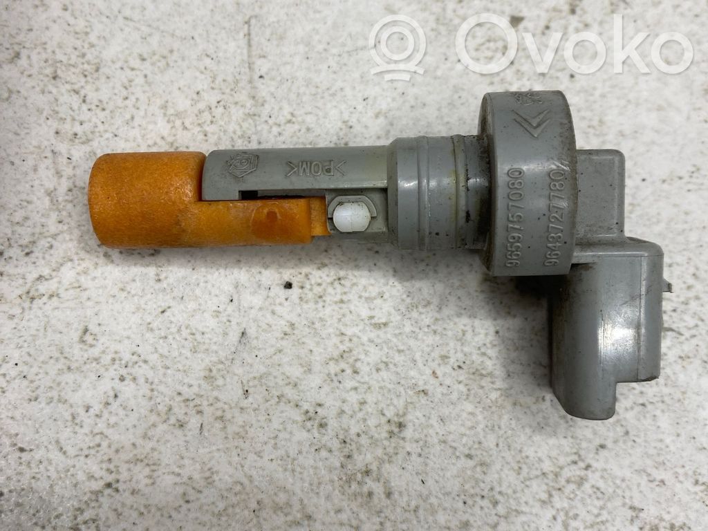 Citroen C4 Grand Picasso Windshield washer fluid level sensor 