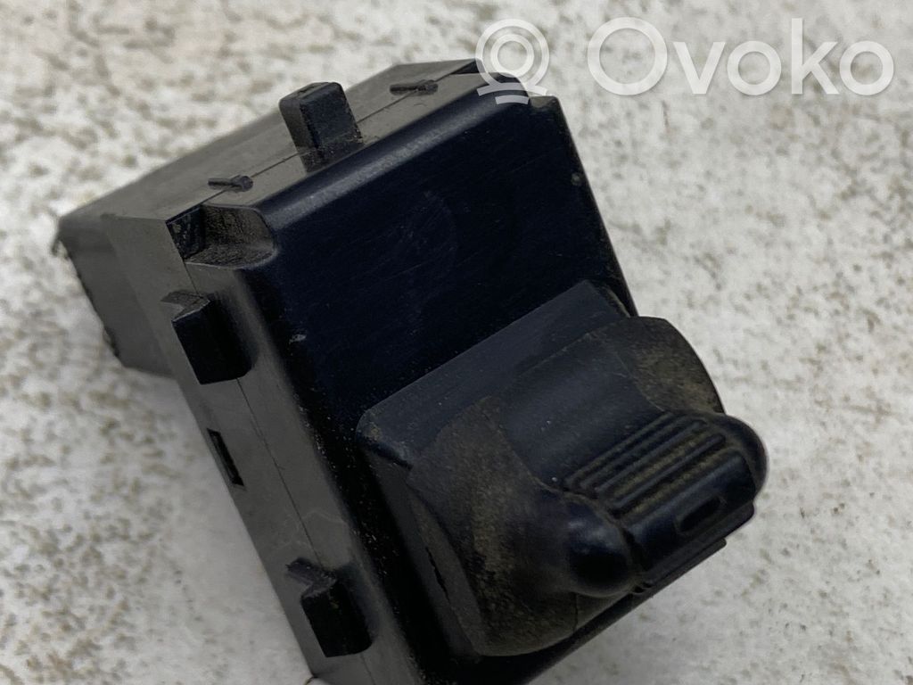 Chrysler Sebring (ST-22 - JR) Electric window control switch 
