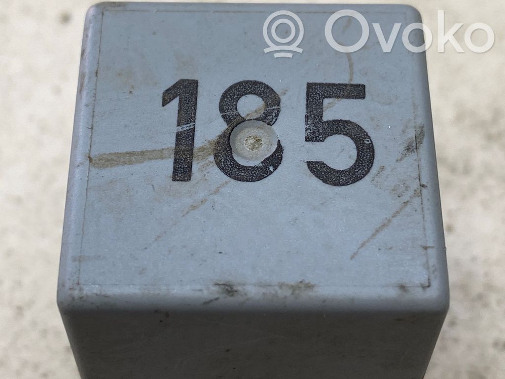 Otros relés   3B0911251,61237009