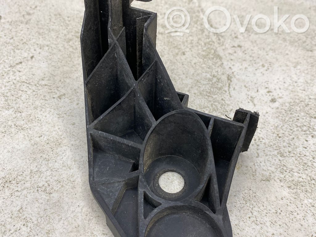 Front bumper mounting bracket   7030620,229449