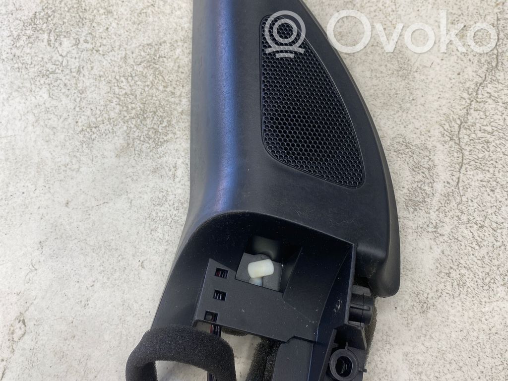 Volkswagen Golf V Front door high frequency speaker 