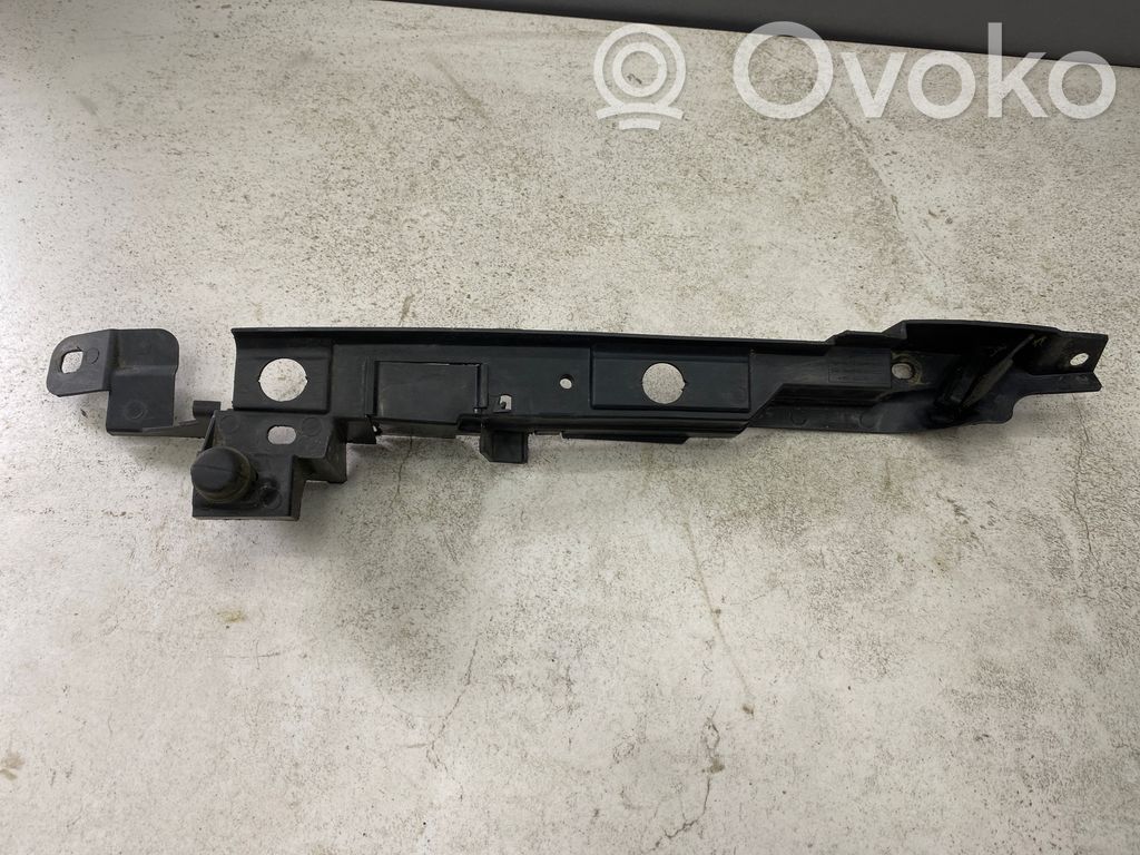 Opel Corsa D Fender mounting bracket 