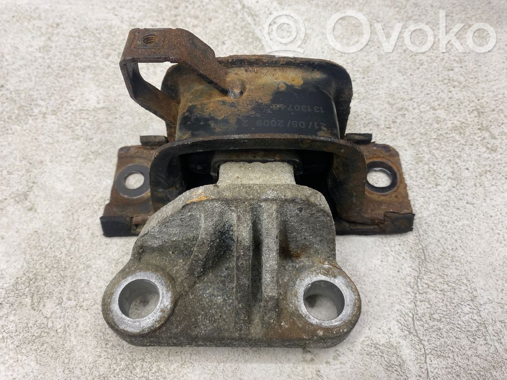 Opel Corsa D Gearbox mount 