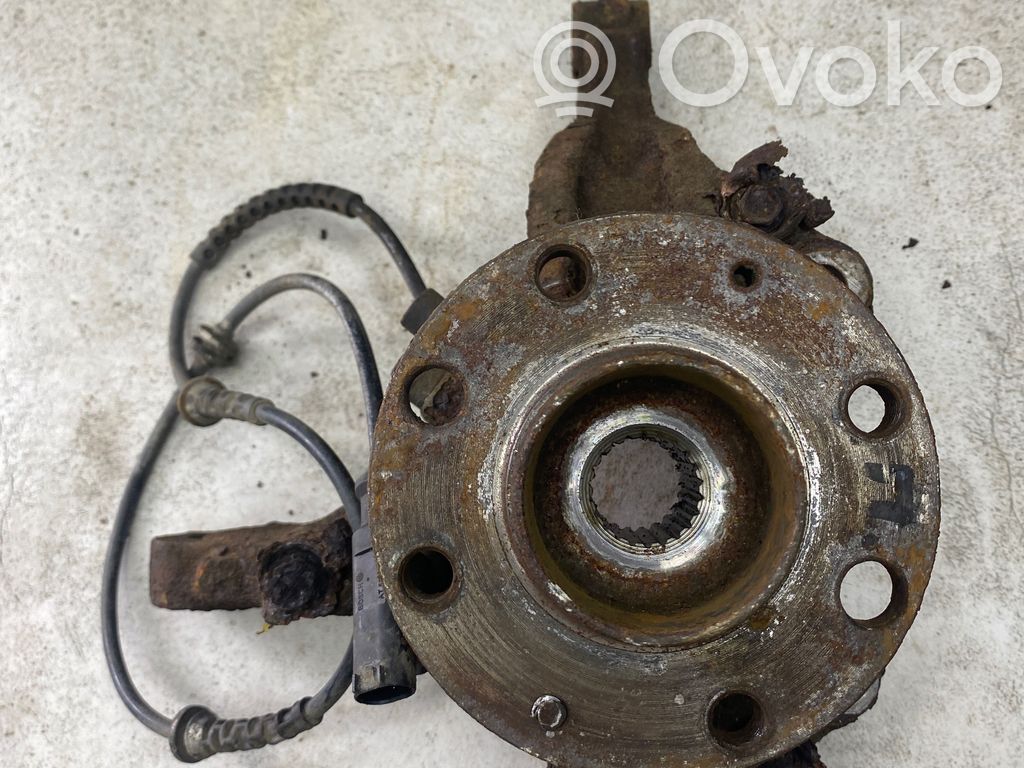 Opel Corsa D Priekinis kelmas 