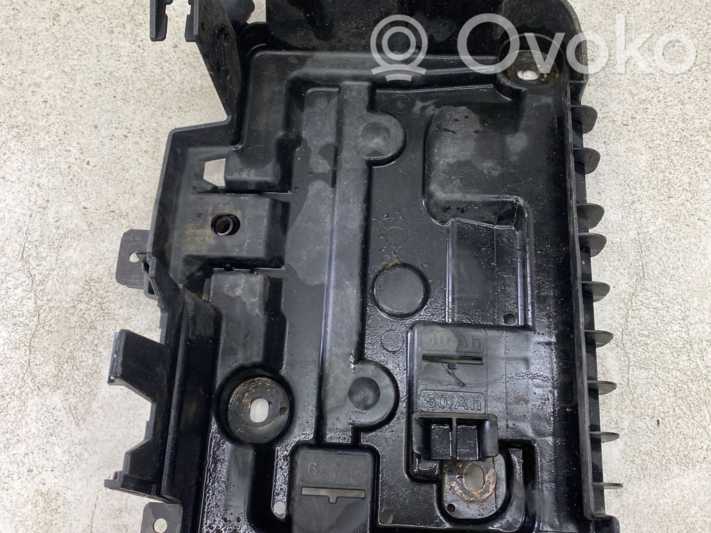 Opel Corsa D Battery tray 