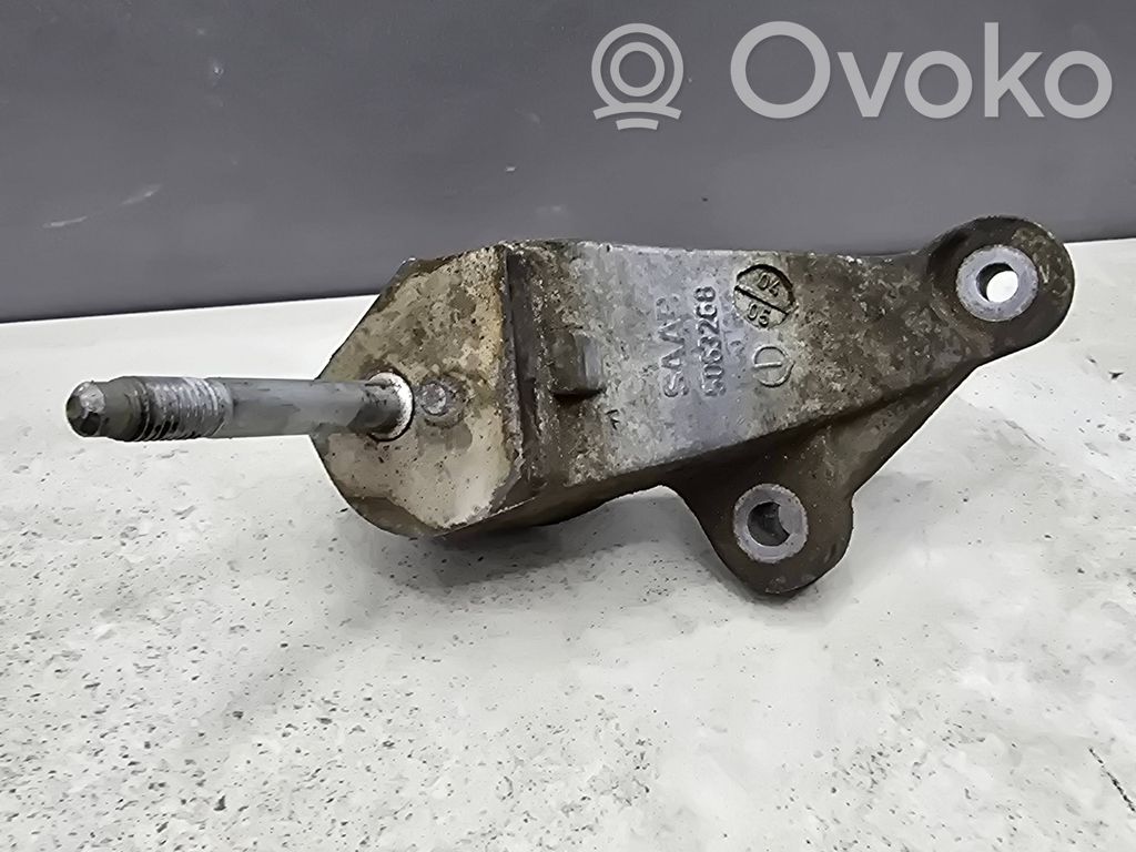 Engine mounting bracket   5063268