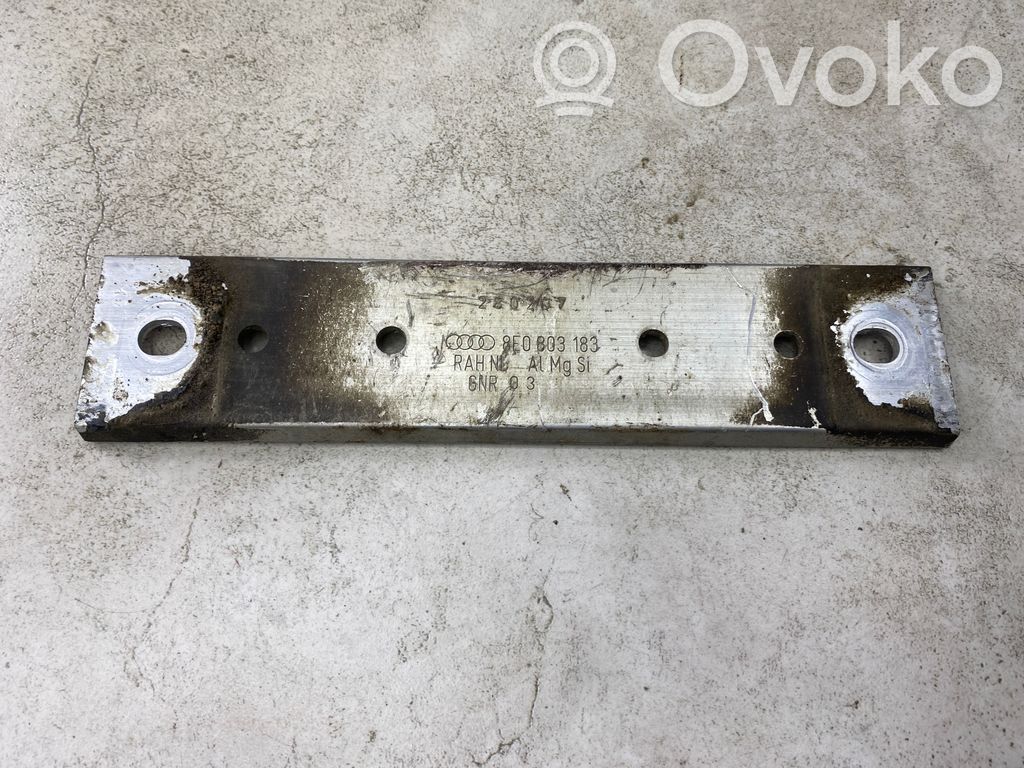Audi A4 S4 B7 8E 8H Cita veida apakšas detaļa 