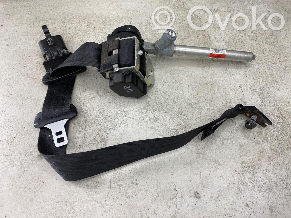 Volvo V70 Cinturón trasero 