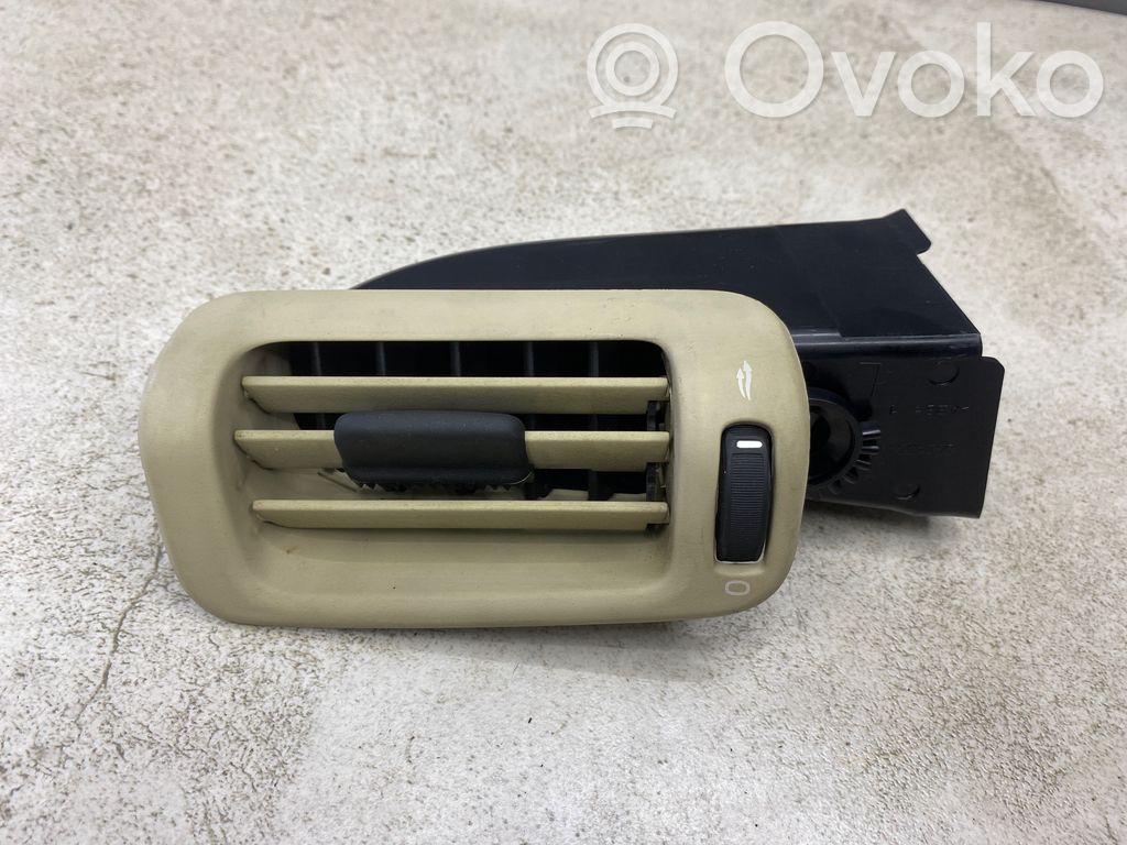 Volvo V70 Rejilla de ventilación trasera 