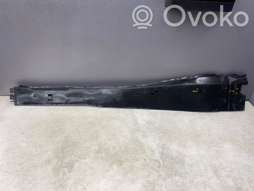 Volvo V70 Kita dugno detalė 