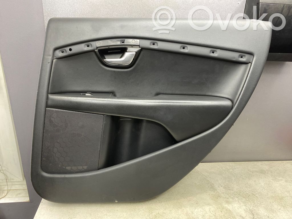 Volvo V70 Boczki / Poszycie drzwi tylnych 