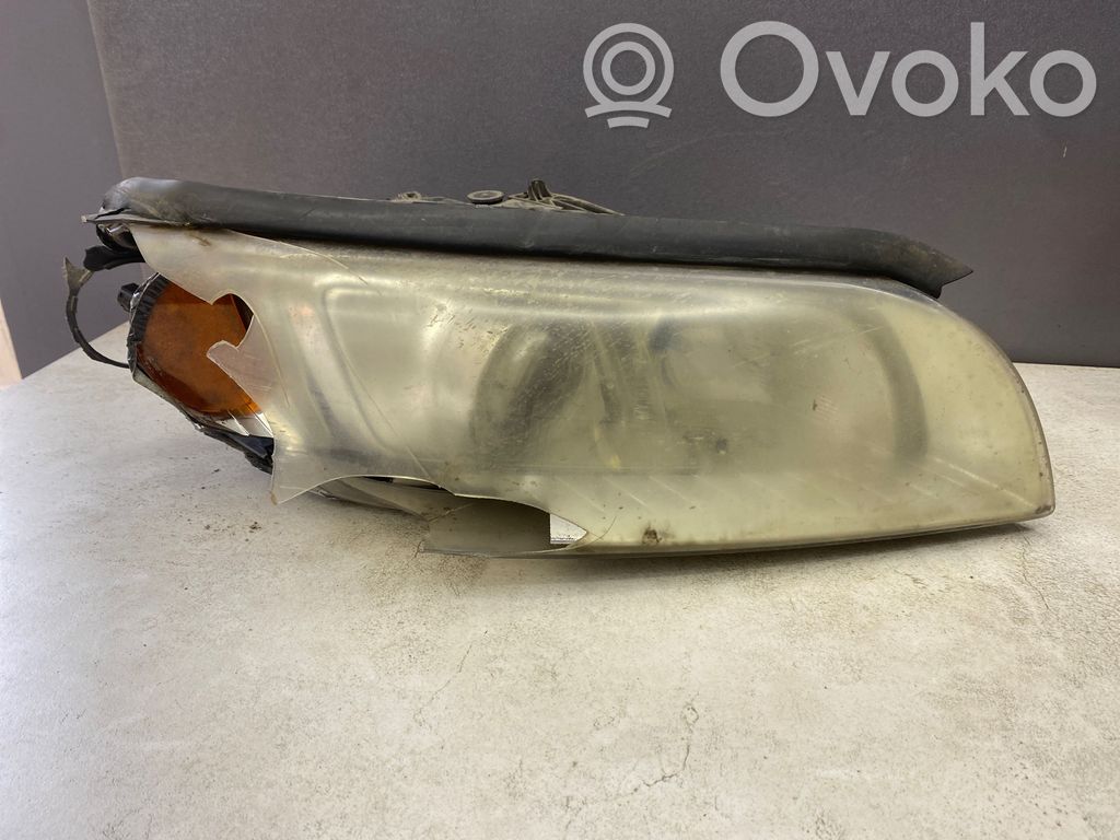 Volvo V70 Headlight/headlamp 