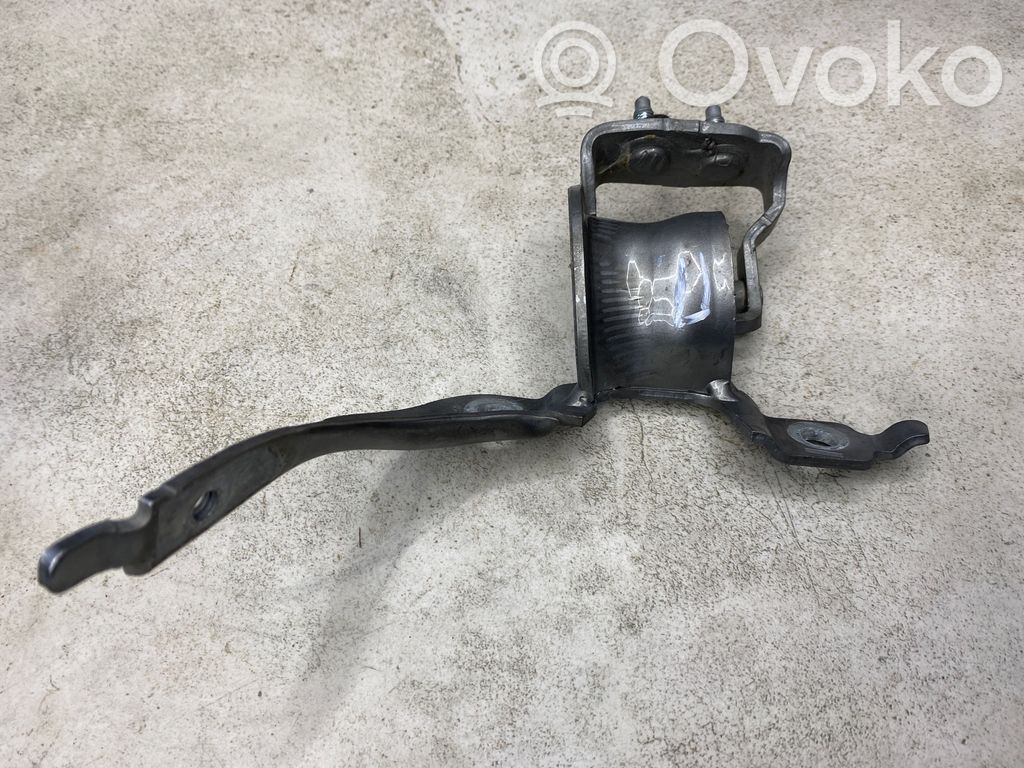 Tailgate/trunk/boot hinge   8E9827300E