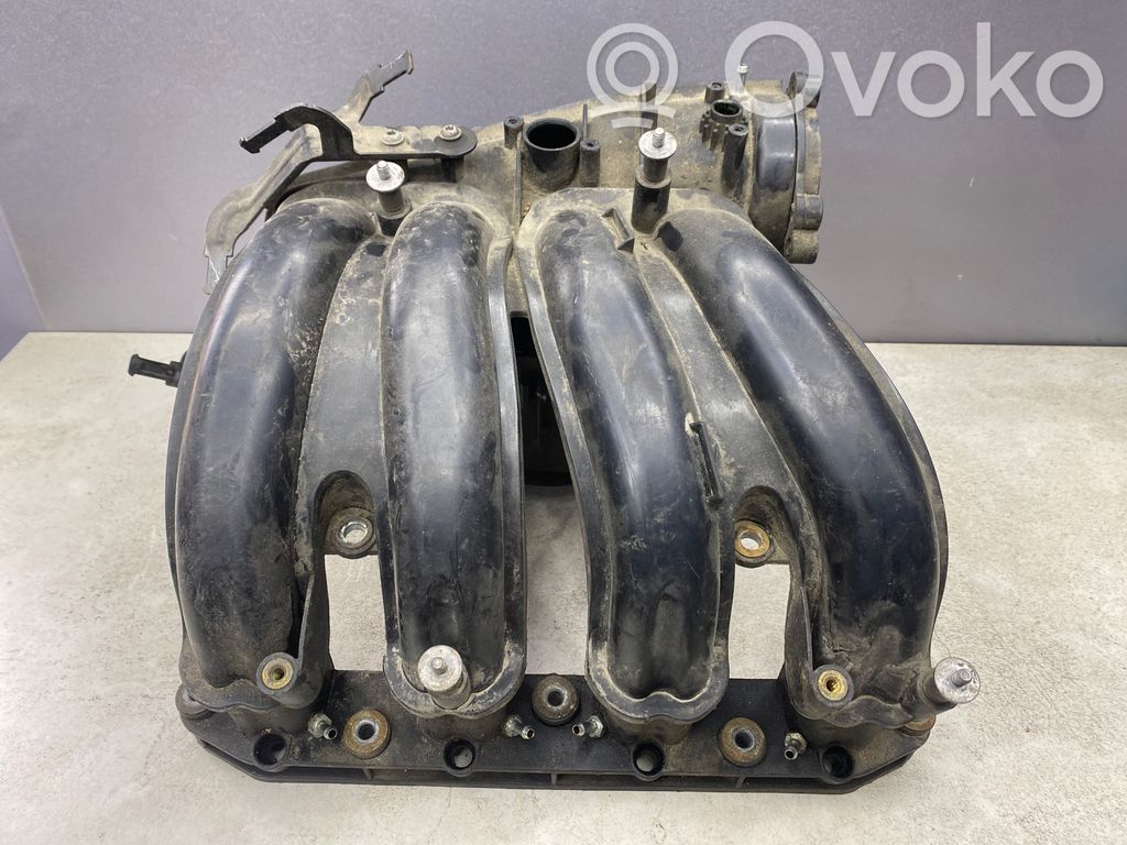 BMW 3 E90 E91 Intake manifold 
