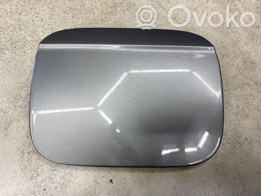 Audi A4 S4 B7 8E 8H Polttoainesäiliön korkki 