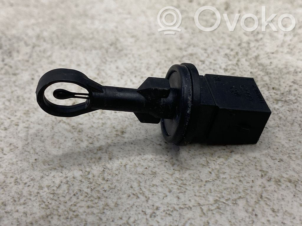 Sensor de temperatura interna   8E0820539