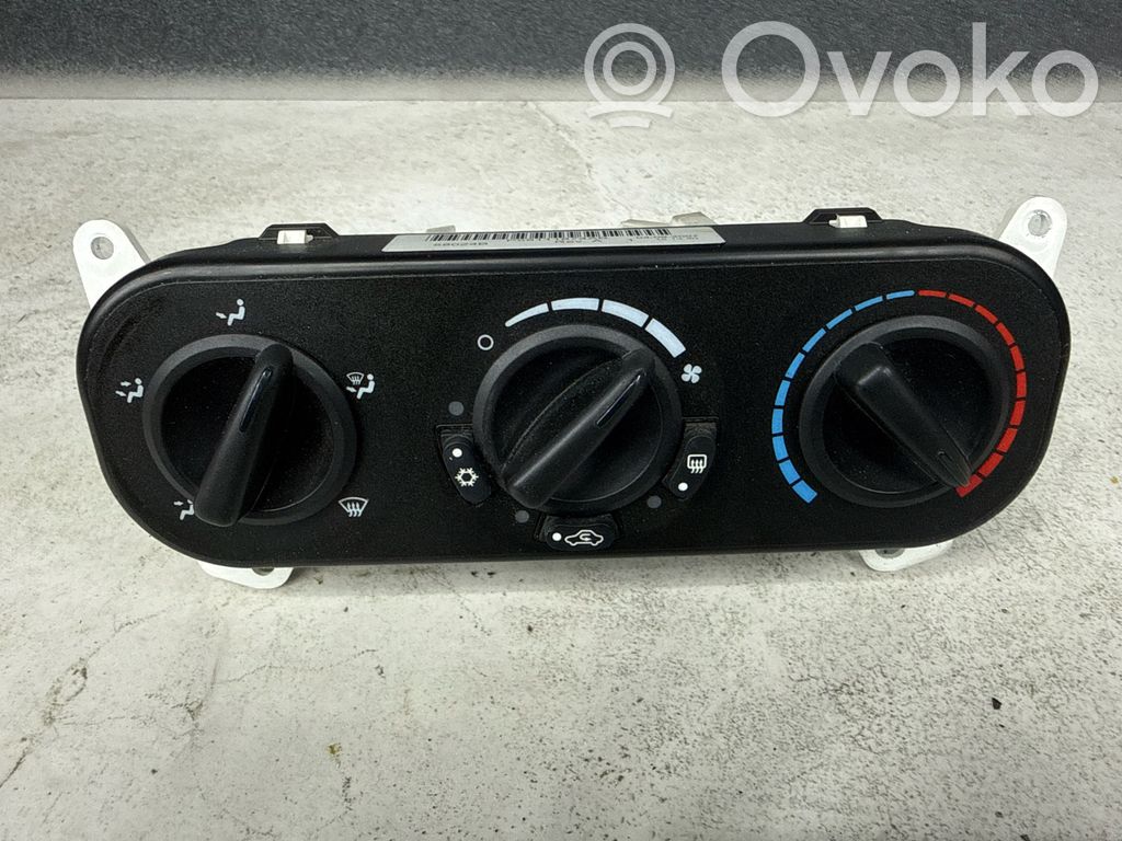 Climate control unit   P55111874AB