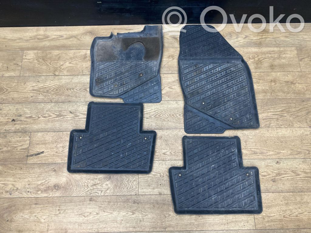 Volvo XC70 Car floor mat set 