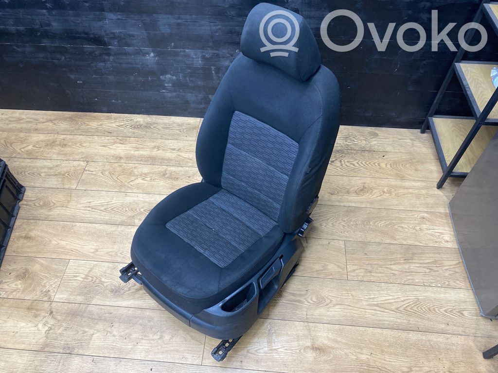 Skoda Octavia Mk2 (1Z) Asiento delantero del conductor 