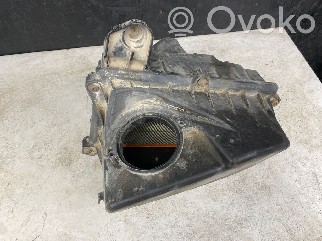 Volvo V50 Air filter box 