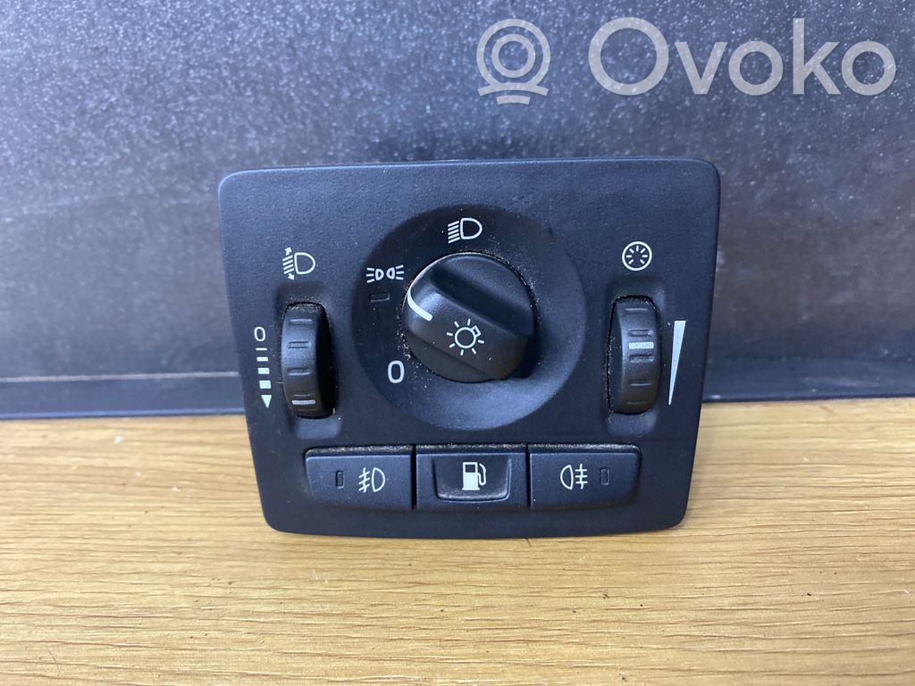 Light switch   30739300,19206,05W43T