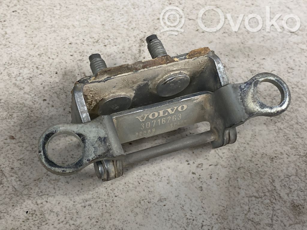Volvo V50 Tailgate/trunk/boot hinge 