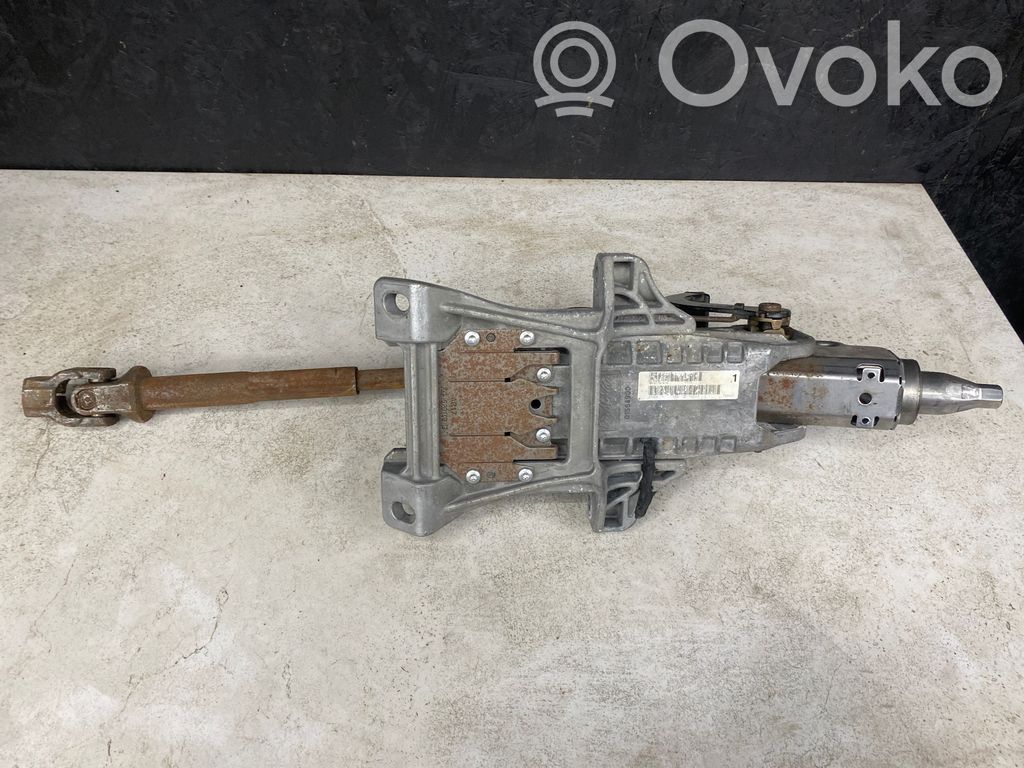Volvo V50 Steering wheel axle 
