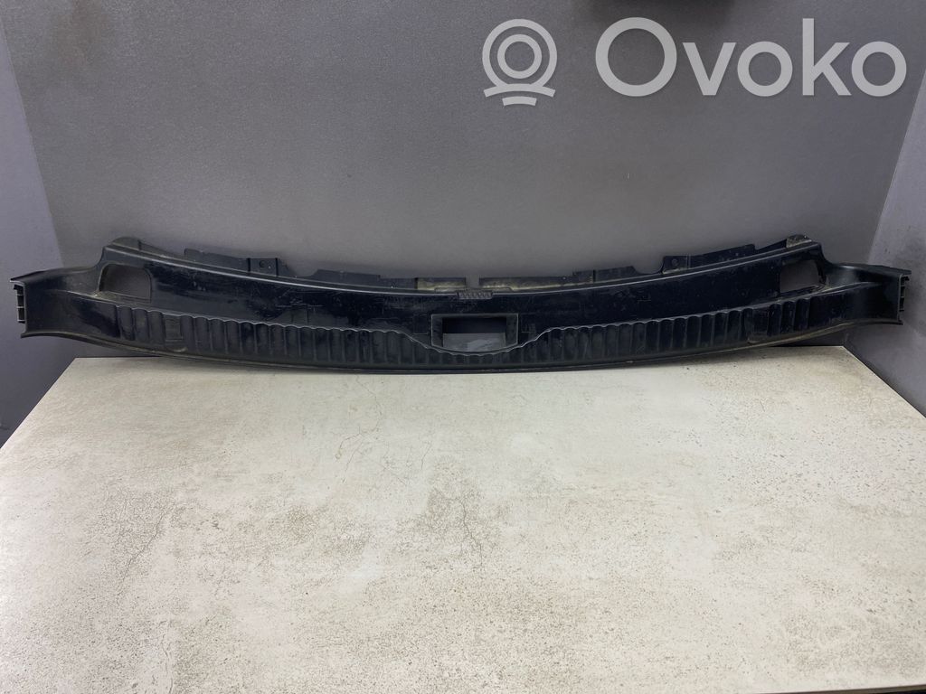BMW 5 E60 E61 Trunk/boot sill cover protection 
