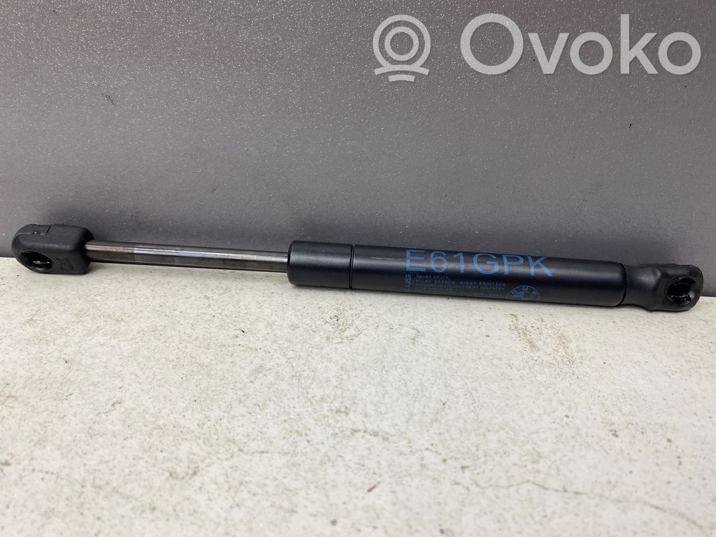 BMW 5 E60 E61 Tailgate/trunk strut/damper 