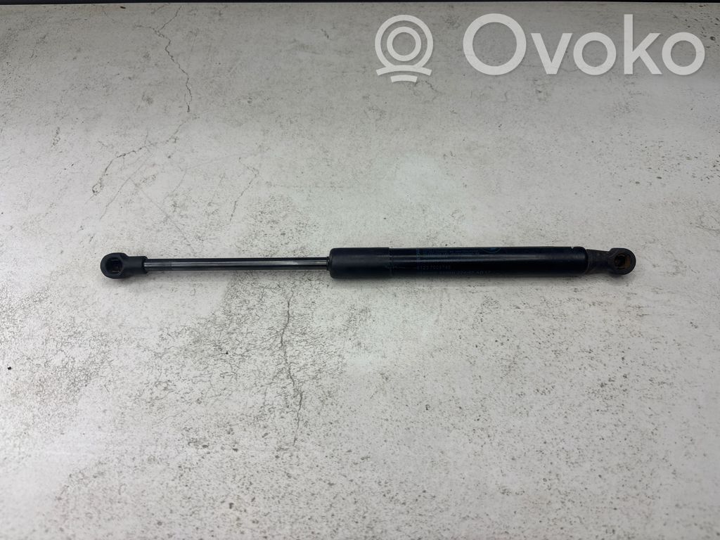 BMW 5 E60 E61 Front bonnet/hood damper/strut 