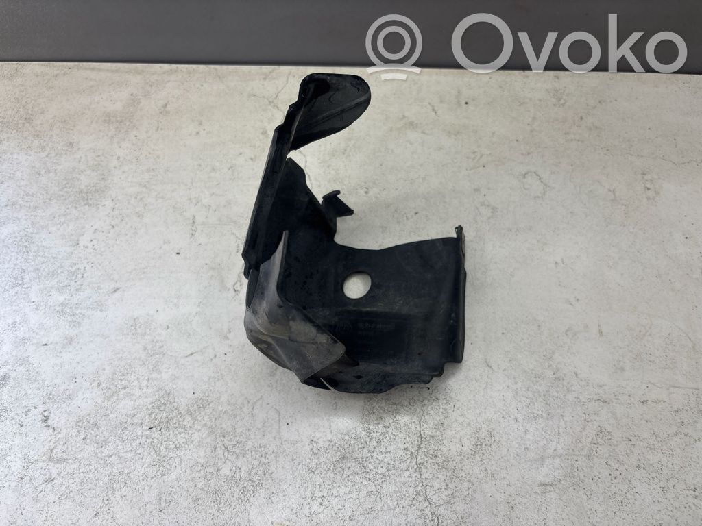 BMW 5 E60 E61 Alustan etusuoja välipohja 