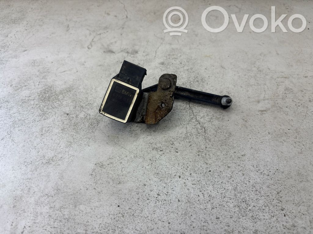 Ajovalon korkeusanturi   6778811