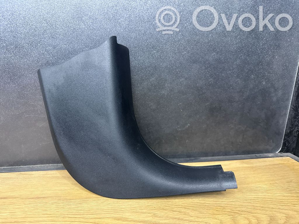 BMW 3 E90 E91 Foot area side trim 