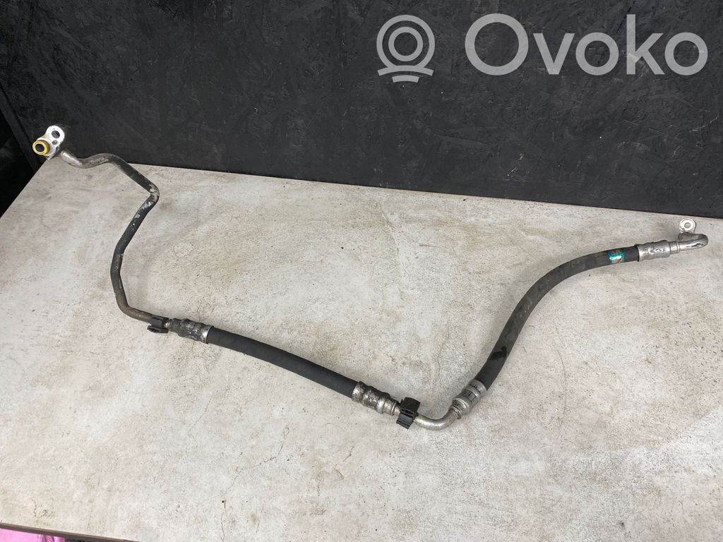 BMW 3 E90 E91 Air conditioning (A/C) pipe/hose 