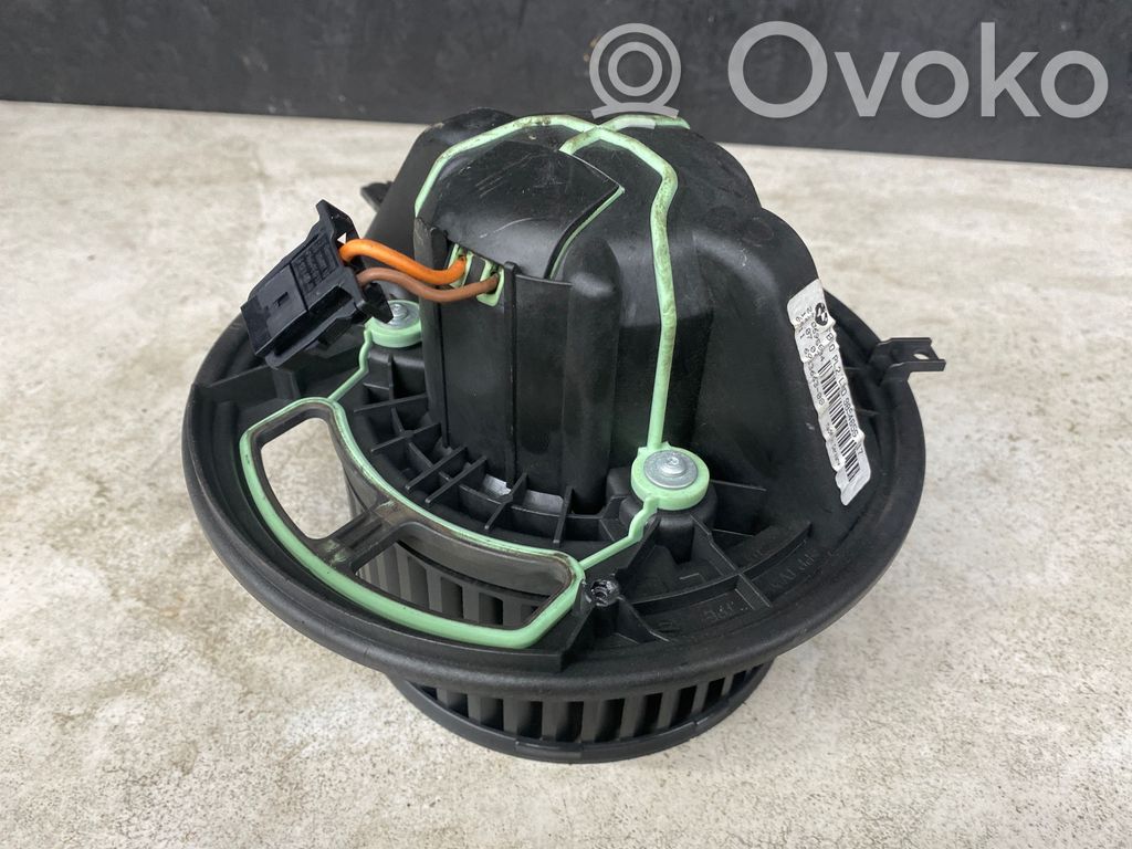 BMW 3 E90 E91 Mazā radiatora ventilators 
