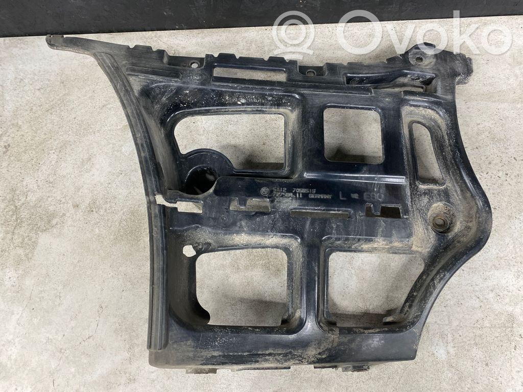Rear bumper mounting bracket   7058519