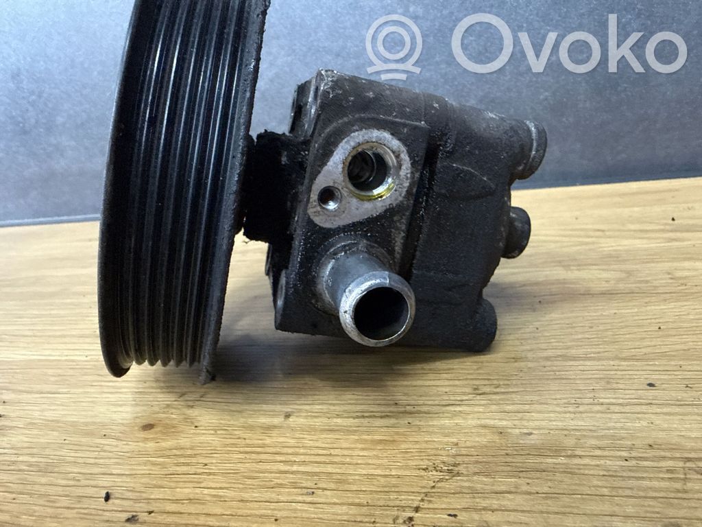 Volvo XC90 Power steering pump 