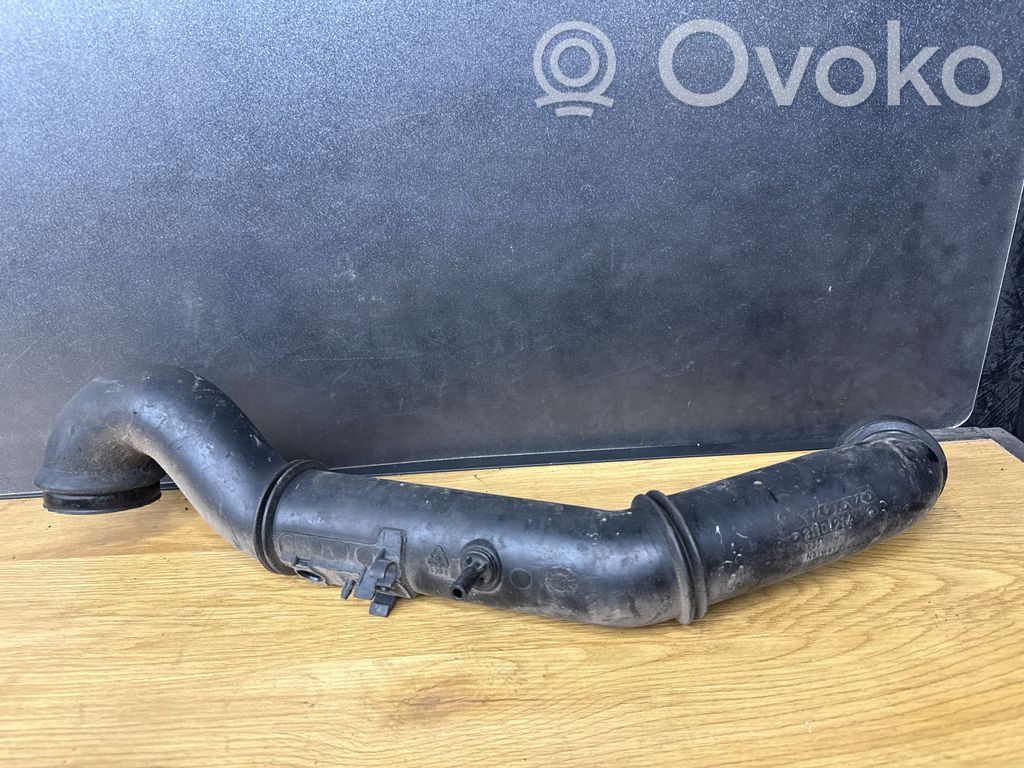 Volvo V70 Interkūlerio žarna (-os)/ vamzdelis (-iai) 