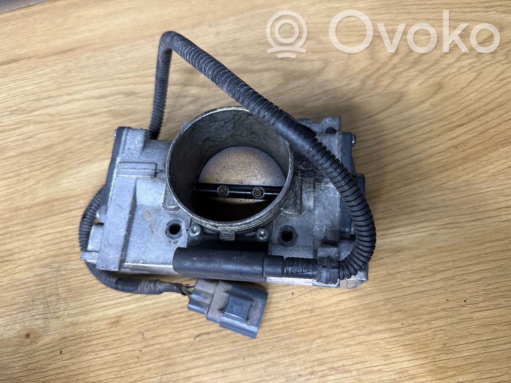 Volvo V70 Droselinė sklendė 