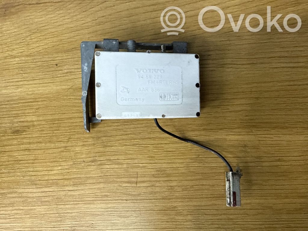 Volvo V70 Antenos stiprintuvas 