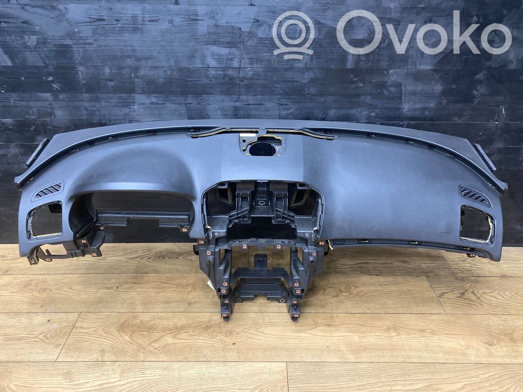 Opel Insignia A Deska rozdzielcza 