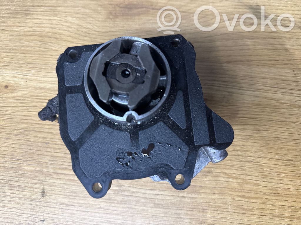Opel Insignia A Pompa podciśnienia 