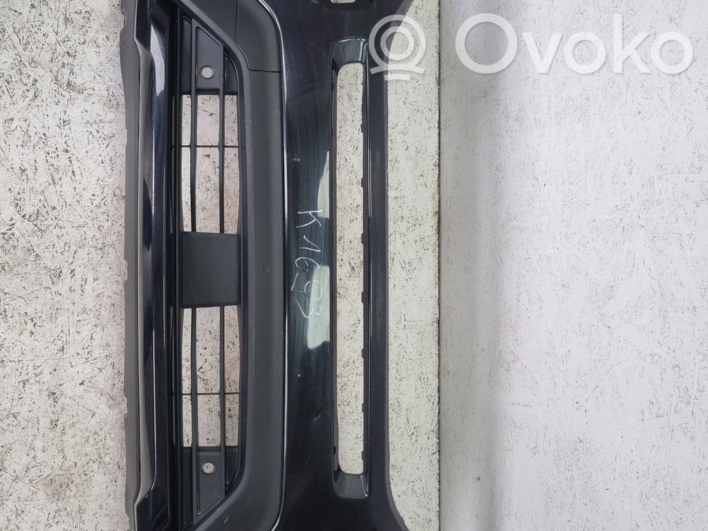 Ford Explorer VI Front bumper 