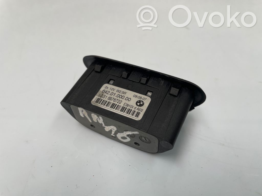 Luz interna puerta delantera   6976722,E3910V