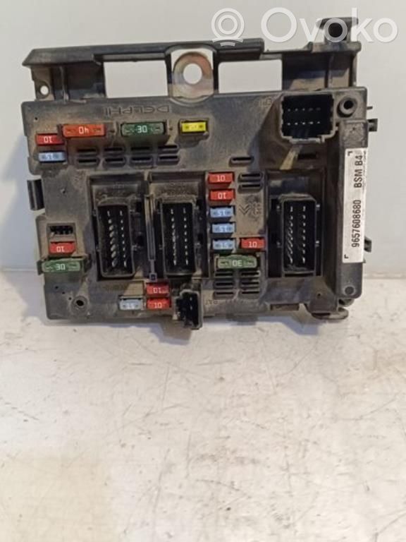 Módulo de fusible   9657608680