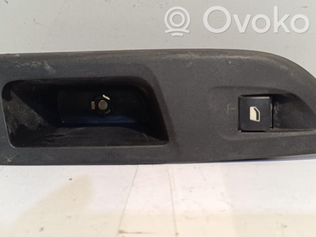 Interruptor del elevalunas eléctrico   9830173480
