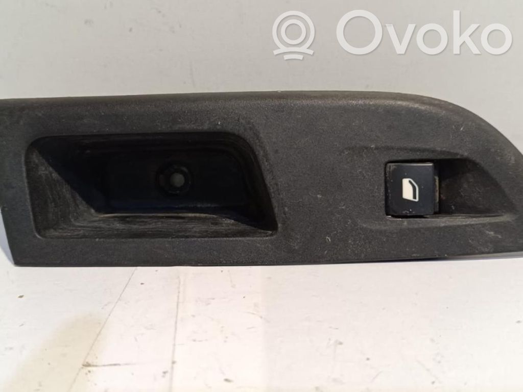 Interruptor del elevalunas eléctrico   9830173480